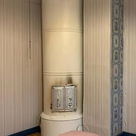 A Simple In An Old Farm *